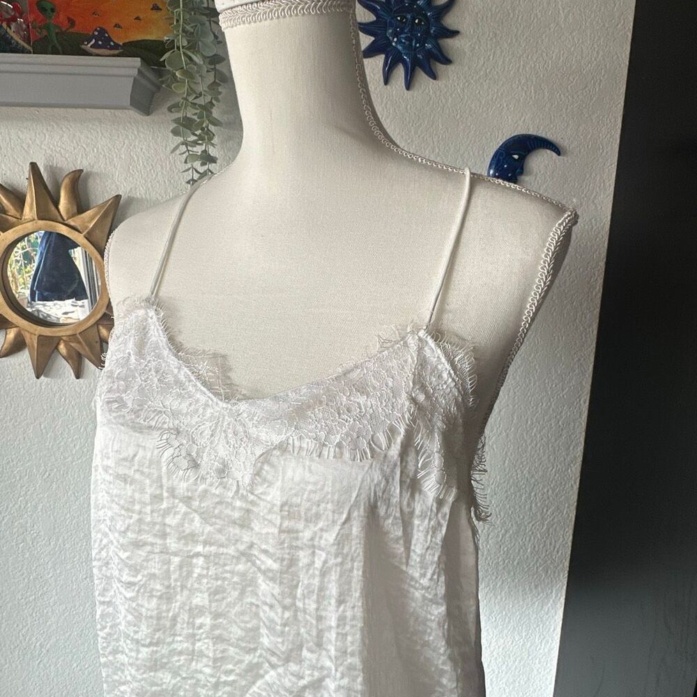 Nine West Size Small Satin / Silky blouse spaghetti strap lace appliqué - Picture 2 of 4